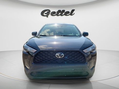 Certified 2024 Toyota Corolla Cross L FWD image 2