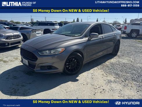 Used 2014 Ford Fusion SE w/ Equipment Group 202A image 1