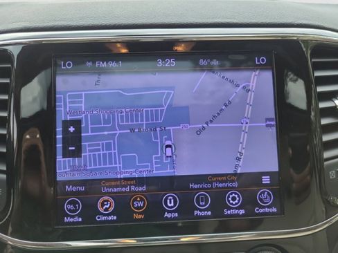 Used 2020 Jeep Grand Cherokee Limited image 17