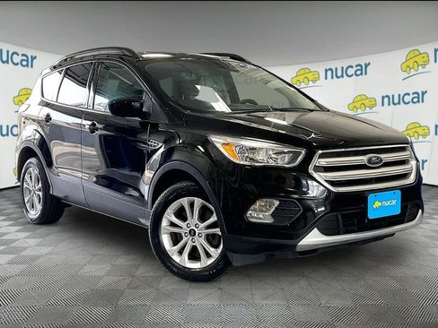 Used 2018 Ford Escape SE AWD/4WD image 1