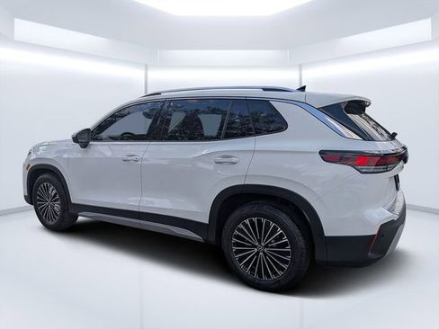 New 2026 Volkswagen Tiguan S FWD image 5