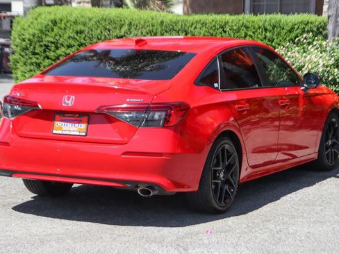 Used 2023 Honda Civic Sport image 8