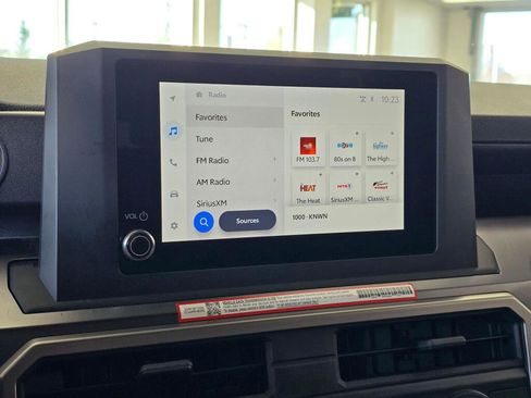 Used 2025 Toyota 4Runner SR5 image 29