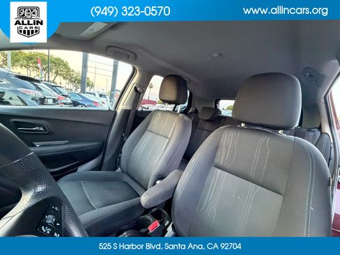 Used 2016 Chevrolet Trax LT FWD image 7