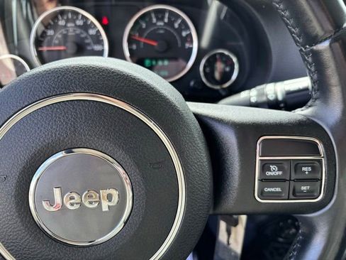 Used 2013 Jeep Wrangler Unlimited Sport AWD/4WD image 28