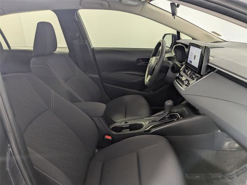Certified 2025 Toyota Corolla LE image 26