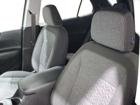 Used 2022 Chevrolet Equinox LT FWD image 4