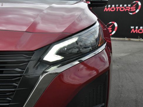 Used 2023 Nissan Altima 2.5 SR image 11