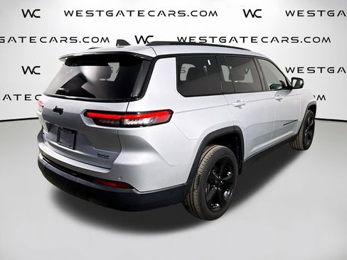 Used 2021 Jeep Grand Cherokee L Altitude image 8