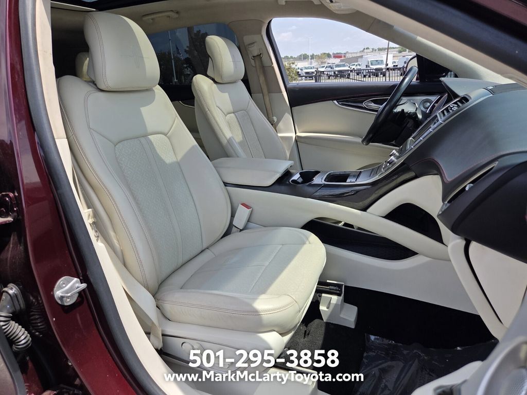 Used 2017 Lincoln MKX Black Label w/ Driver Assistance Package FWD image 15