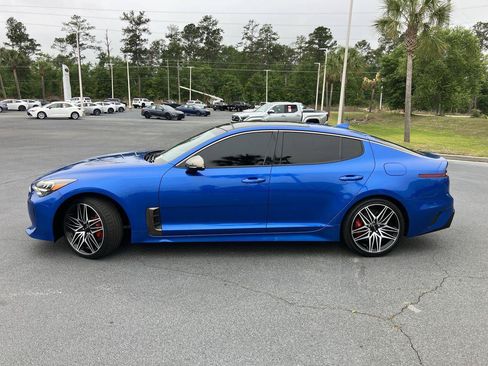 Used 2022 Kia Stinger GT1 RWD image 2