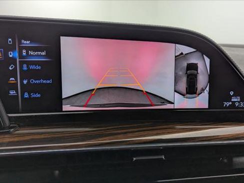 Used 2021 Cadillac Escalade Luxury RWD image 30