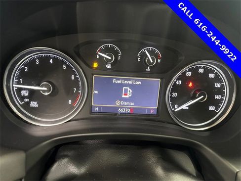 Used 2022 Buick Enclave Essence image 4