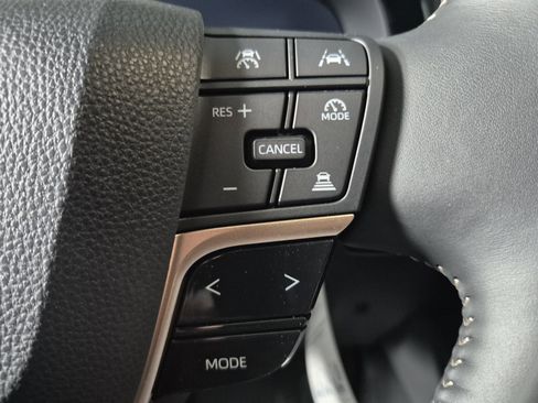 New 2026 Toyota Crown Signia image 23