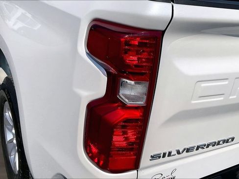 Used 2020 Chevrolet Silverado 1500 LT w/ Texas Edition RWD image 24