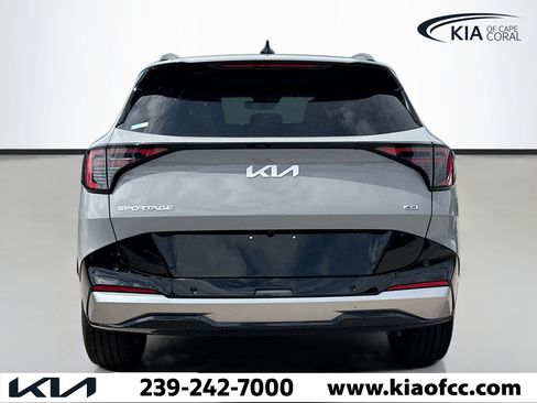 New 2026 Kia Sportage SX image 4