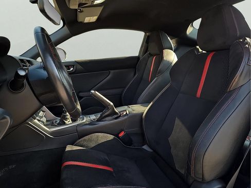Used 2023 Subaru BRZ Limited RWD image 13