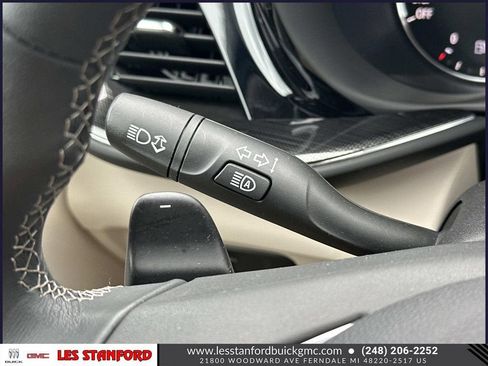 Used 2023 Buick Envision Preferred image 25