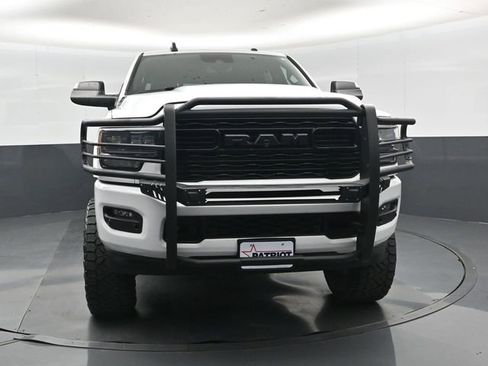 Used 2022 RAM 2500 Limited AWD/4WD image 10