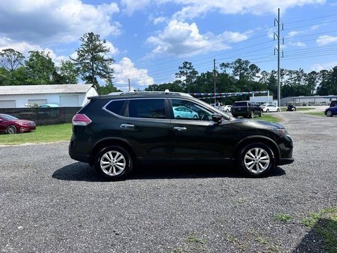 Used 2015 Nissan Rogue SV FWD image 4
