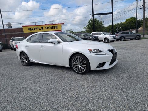 Used 2014 Lexus IS 250 w/ Navigation Package RWD image 3