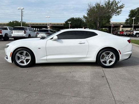 Used 2023 Chevrolet Camaro LT RWD image 2