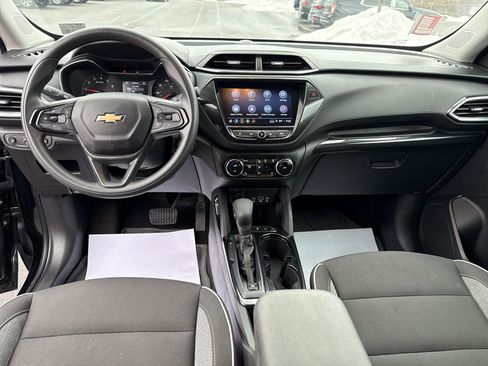 Used 2023 Chevrolet TrailBlazer LT w/ Convenience Package image 14