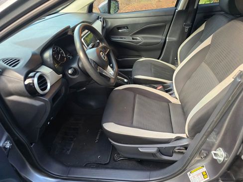 Used 2021 Nissan Versa SV image 19