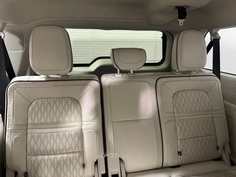 Certified 2023 Lincoln Navigator L Black Label AWD/4WD image 12