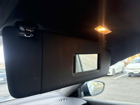 Certified 2022 Volkswagen Passat 2.0T R-Line image 28