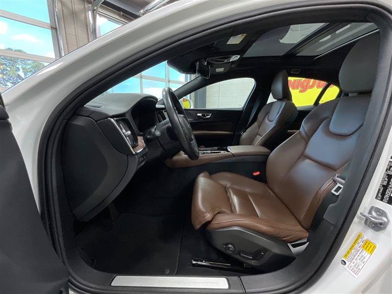 Used 2021 Volvo S60 T8 Inscription AWD/4WD image 11
