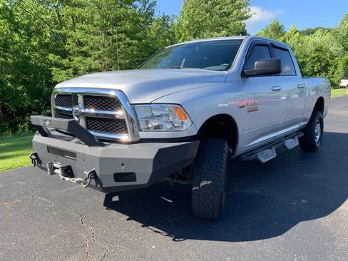 Used 2016 RAM 2500 SLT AWD/4WD image 4