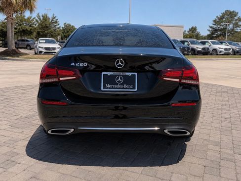 Used 2021 Mercedes-Benz A 220 image 9