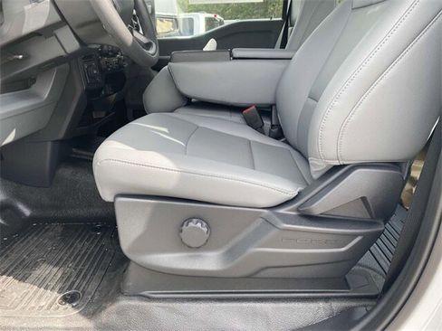 New 2025 Ford F550 F-550 XL image 32