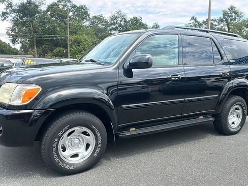 Used 2006 Toyota Sequoia SR5 AWD/4WD image 15