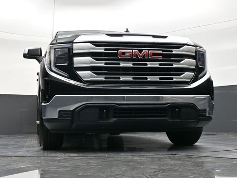 Used 2023 GMC Sierra 1500 SLE image 27