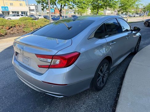 Used 2021 Honda Accord EX-L image 6