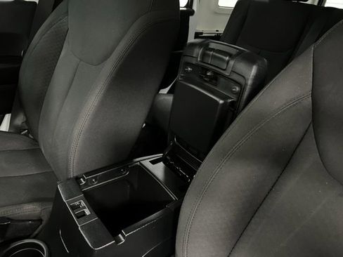 Used 2016 Jeep Wrangler Unlimited Sport w/ Connectivity Group image 25