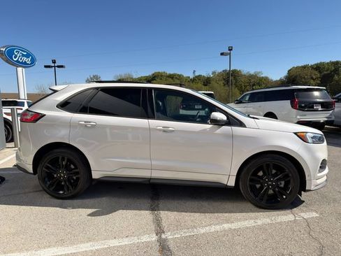 Used 2019 Ford Edge ST w/ Equipment Group 401A image 8