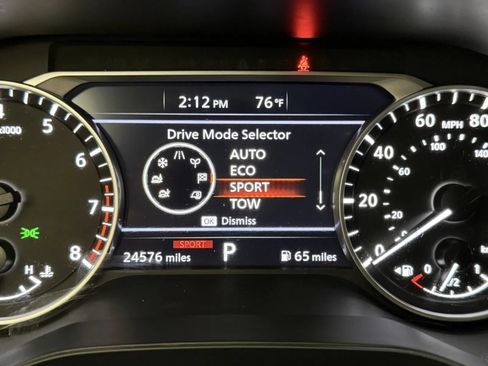 Used 2025 Nissan Pathfinder S AWD/4WD image 13