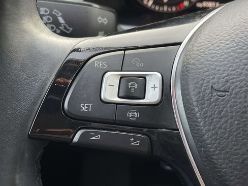 Used 2019 Volkswagen Atlas SEL Premium image 11