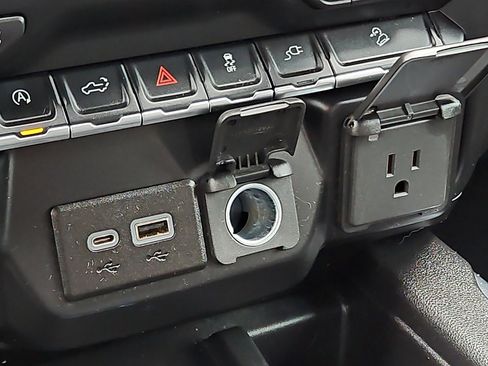 Used 2019 GMC Sierra 1500 AT4 w/ AT4 Premium Package image 24