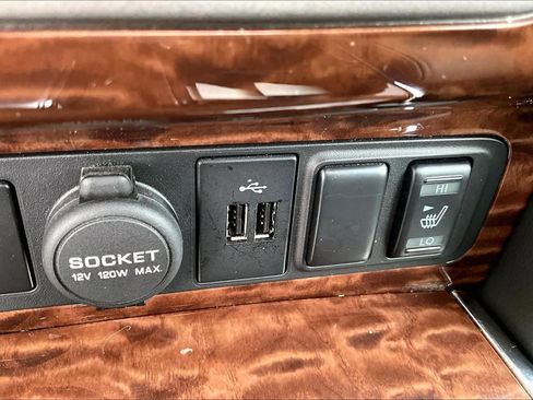 Used 2018 Nissan Armada SL w/ Premium Package image 35