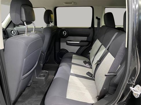 Used 2010 Dodge Nitro SXT w/ Trailer Tow Group AWD/4WD image 16