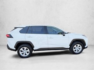 Used 2024 Toyota RAV4 LE AWD/4WD video 4