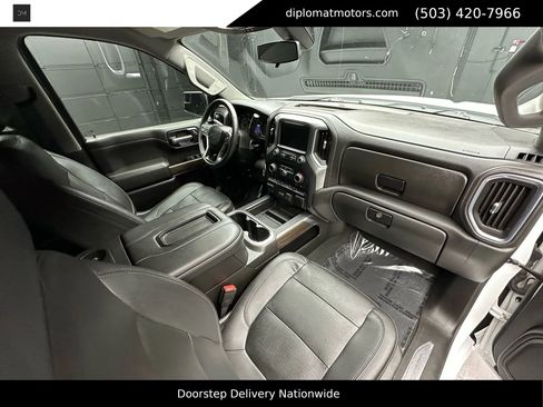 Used 2021 Chevrolet Silverado 1500 LT Trail Boss w/ Convenience Package II image 17