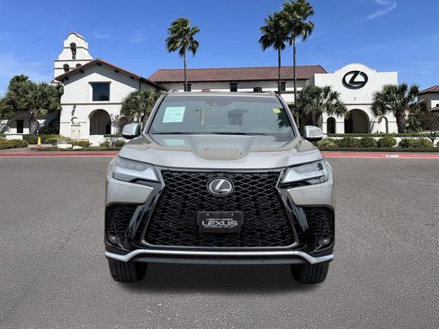 Used 2023 Lexus LX 600 F Sport w/ Accessory Package (Z1) image 6