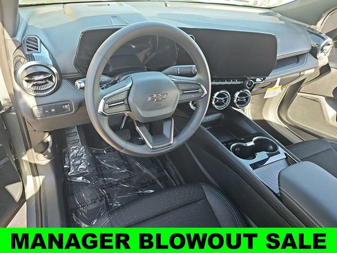 New 2025 Chevrolet Blazer EV LT w/ Midnight/Sport Edition FWD image 15