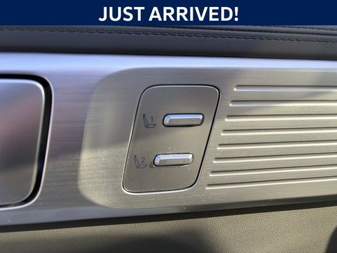 Used 2024 Hyundai Santa Fe Calligraphy FWD image 12