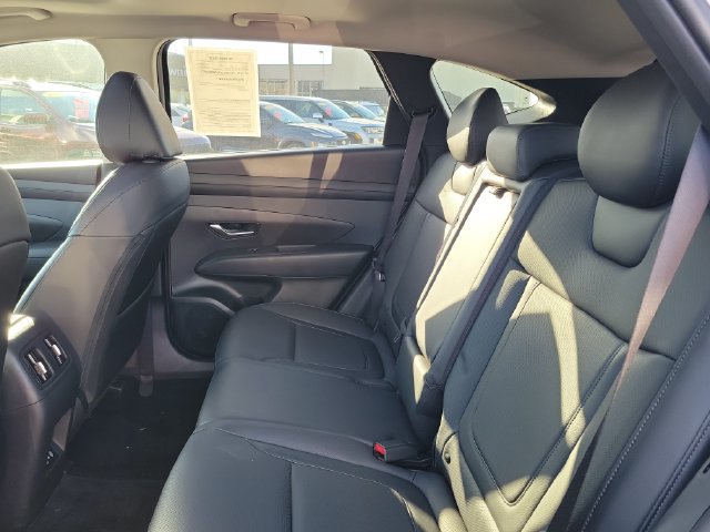 Certified 2025 Hyundai Tucson SEL AWD/4WD image 23